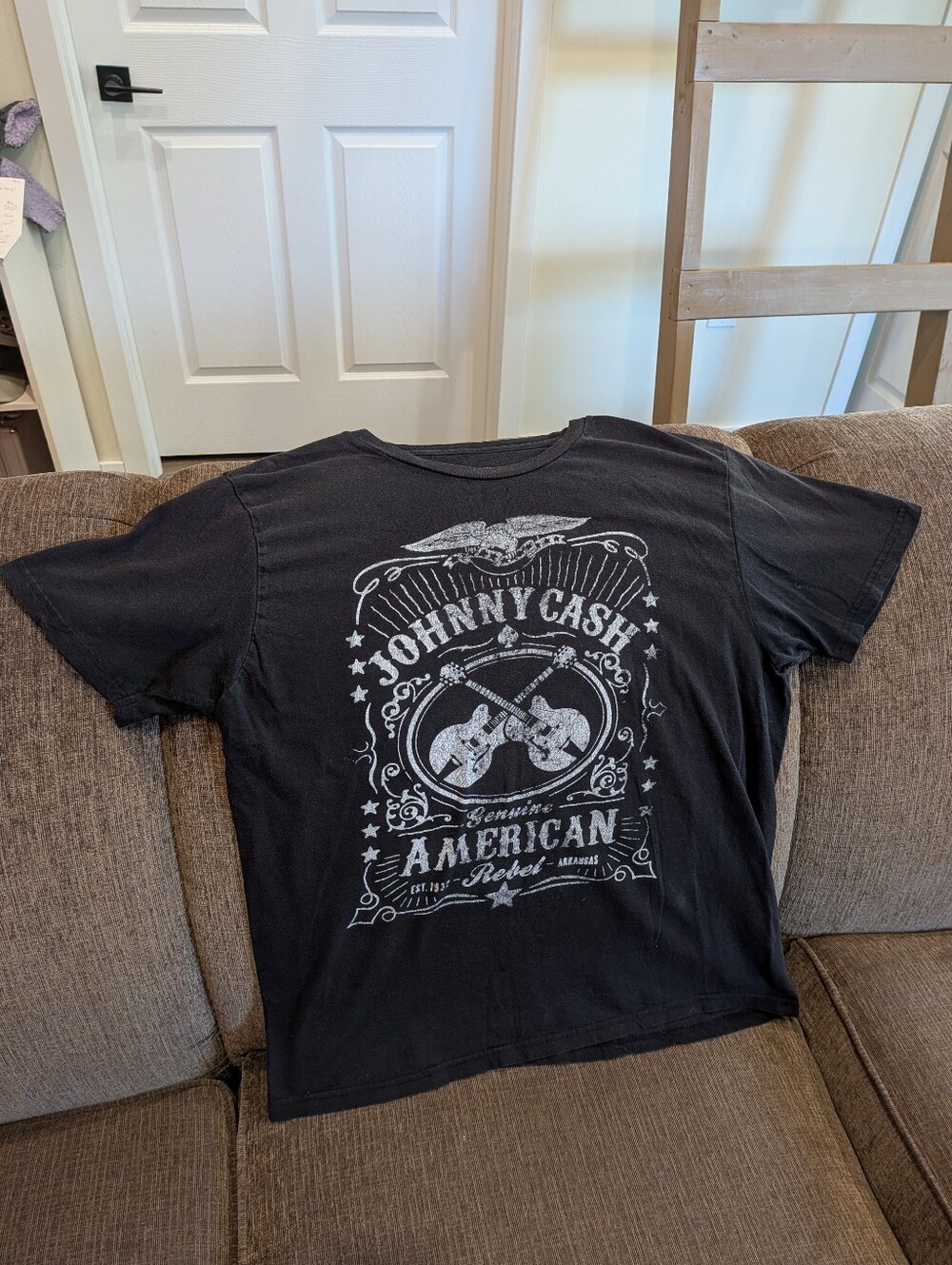 2019 Johnny Cash T-shirt (Men's Large)